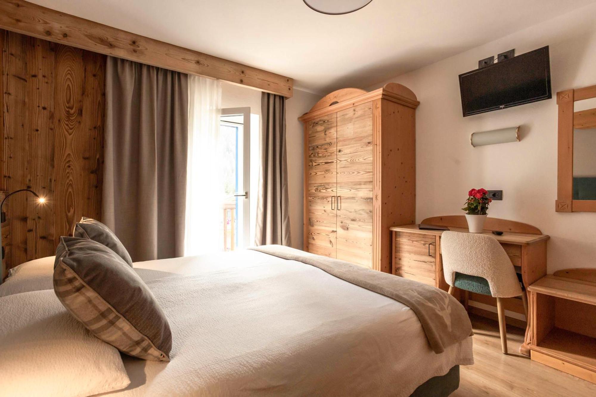 Hotel Aurora Канацеи Экстерьер фото